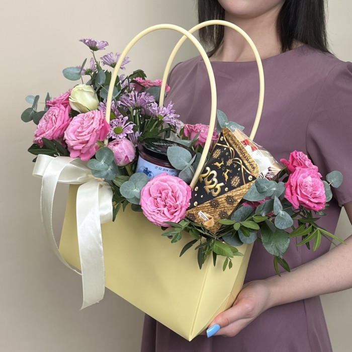 Букет дня в коробке Облако Нежности